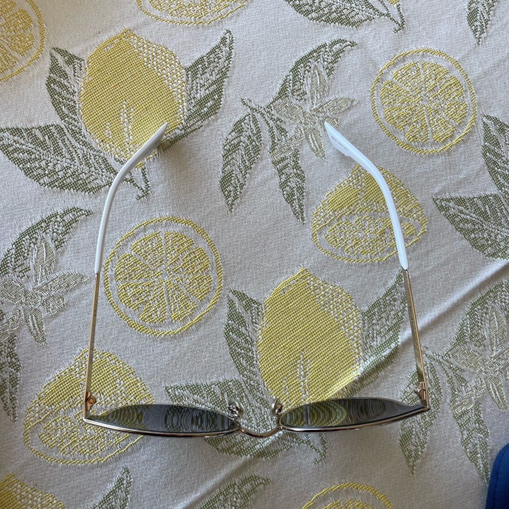 Dior Silver and White Sunglasses - Picture 7 of 10